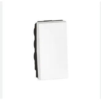 مفتاح مفرد ابيض ليجراند  10امبير arteor